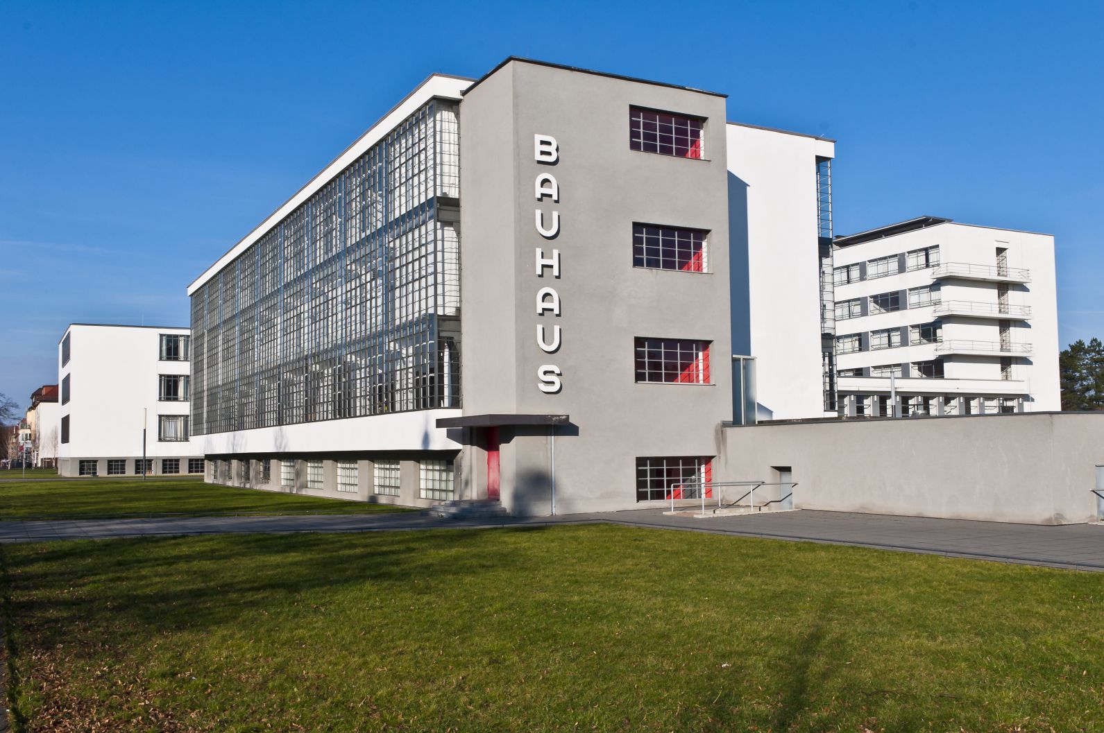 Das Bauhaus Wird 100 Jahre Deutsche Wohnen Feiert Mit